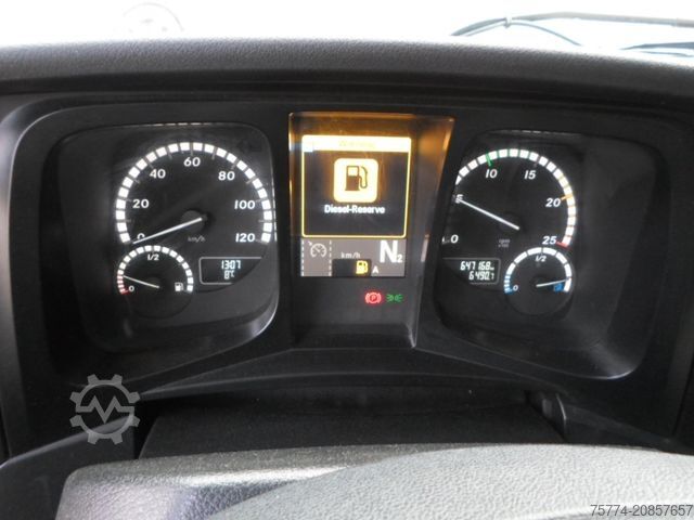 Standard SZM MERCEDES-BENZ 1845/HAD/Stream Space