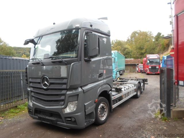 Wechselfahrgestell LKW MERCEDES-BENZ 2545/ 6x2
