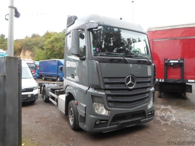 Wechselfahrgestell LKW MERCEDES-BENZ 2545/ 6x2