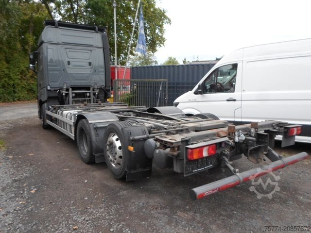 Wechselfahrgestell LKW MERCEDES-BENZ 2545/ 6x2