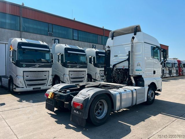 Standard tractor unit MAN TGX 18.480 * RETARDER * EURO 6 * NAVI* ACC