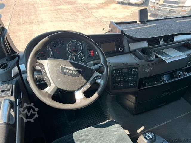 Standard tractor unit MAN TGX 18.480 * RETARDER * EURO 6 * NAVI* ACC
