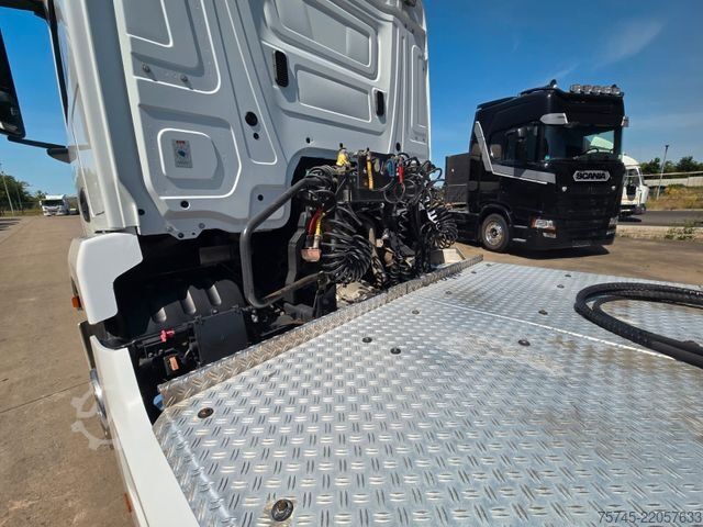 Standard tractor unit MERCEDES-BENZ ANTOS 1840 * ACC * ADR * ALCOA * RETARDER *KLIMA