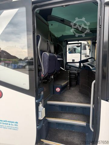 Motor coach NEOPLAN Starliner C  P 11 II P 11  371 KW