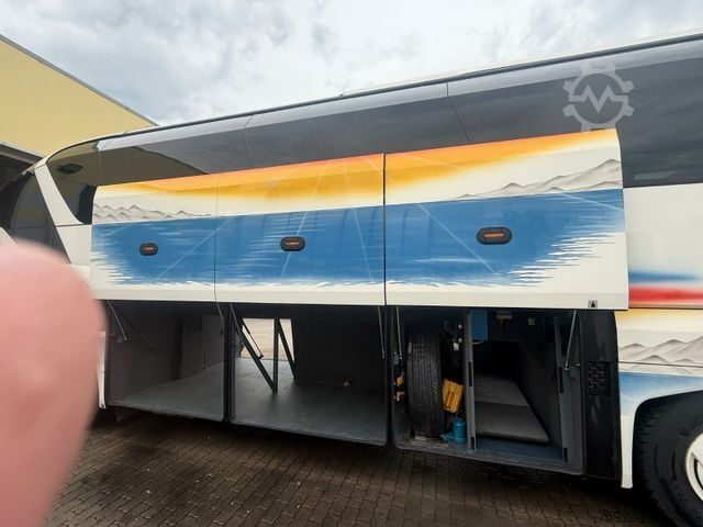 Motor coach NEOPLAN Starliner C  P 11 II P 11  371 KW