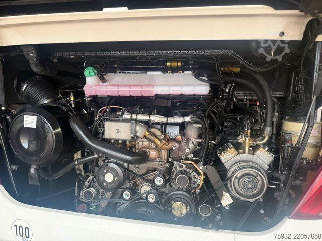 Motor coach NEOPLAN Starliner C  P 11 II P 11  371 KW