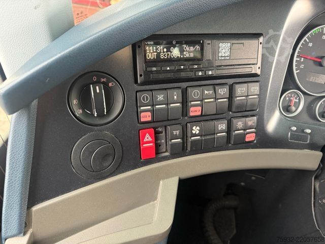 Motor coach NEOPLAN Starliner C  P 11 II P 11  371 KW