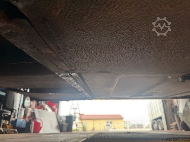 Motor coach NEOPLAN Starliner C  P 11 II P 11  371 KW