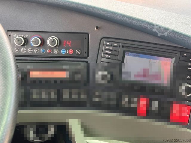 Motor coach NEOPLAN Starliner C  P 11 II P 11  371 KW