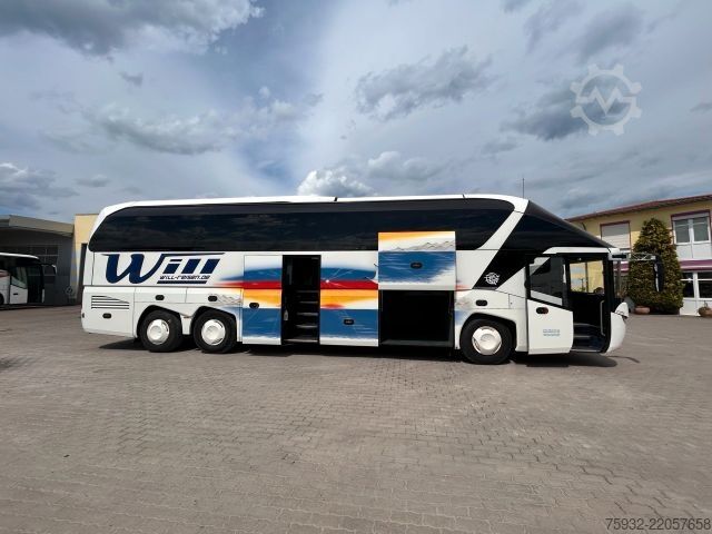Motor coach NEOPLAN Starliner C  P 11 II P 11  371 KW