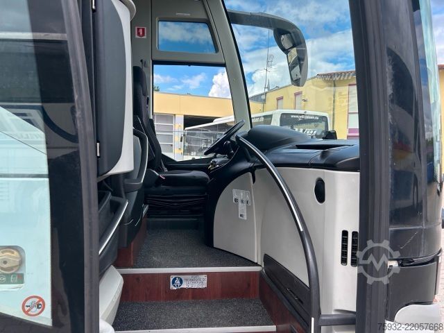 Motor coach SETRA S 511 HD   6-Gang