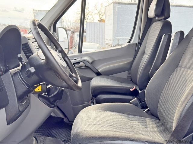 Truck-mounted crane van MERCEDES-BENZ Sprinter  519 CDI * 4x4 * TOP