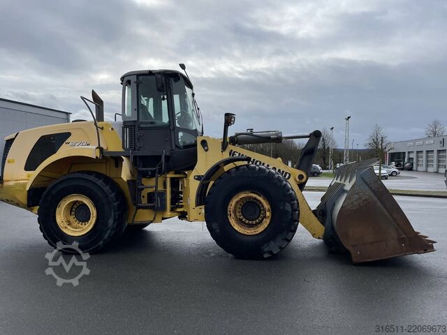Loader New Holland W270B