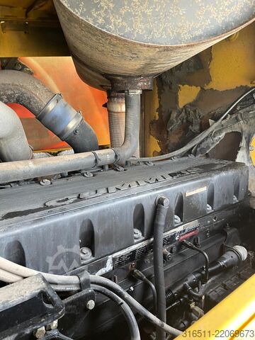 Loader New Holland W270B