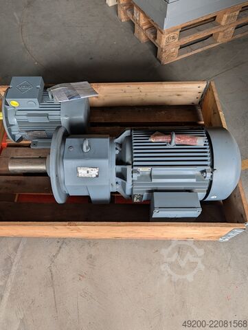 Getriebemotor SEW-EURODRIVE RF802 DV160L4
