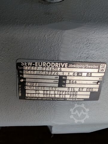 Getriebemotor SEW-EURODRIVE RF802 DV160L4
