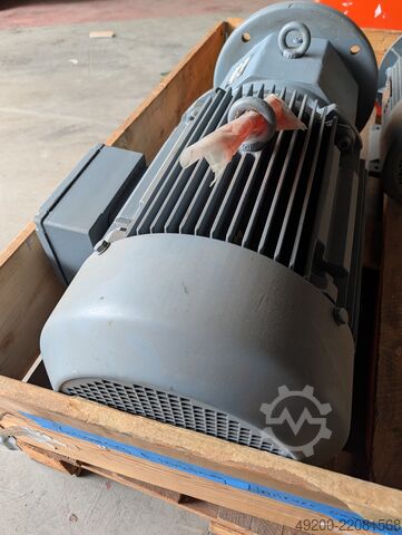 Getriebemotor SEW-EURODRIVE RF802 DV160L4