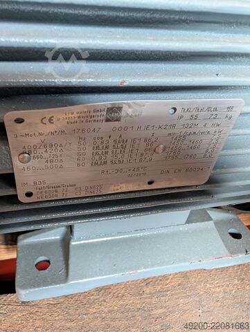 Three-phase motor VEM H IE1-K21R 132M 4 HW
