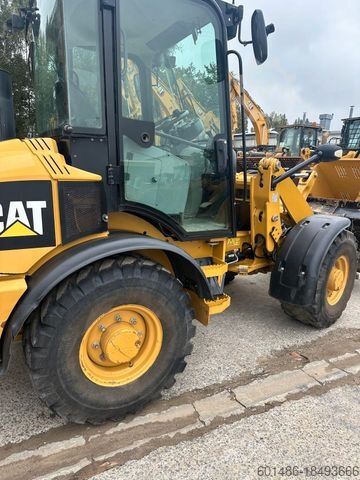 Wheel loader CATERPILLAR 907 H2