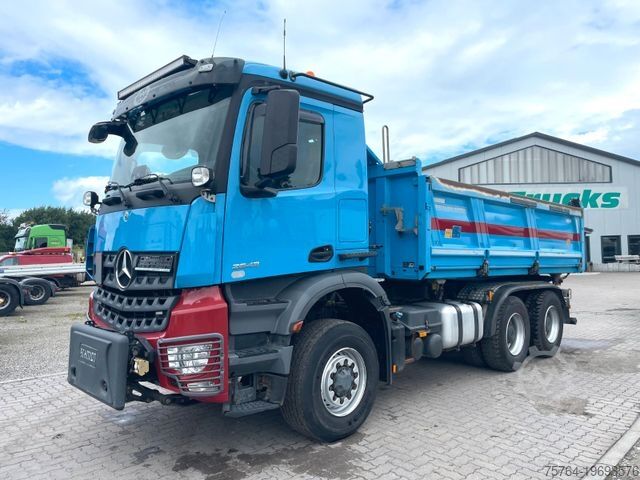 Three-sided tipper truck MERCEDES-BENZ 2643 /6x6H ALLRAD/Meiller/Bordmatik/Schneeplatte