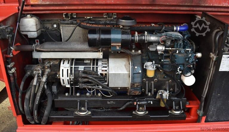 Scissor lift Holland Lift Combistar M-250HYL25 4WD/P/N