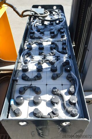 Niederhubwagen Jungheinrich ETV 216 Batterie Bj2023