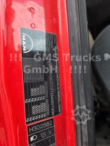 Flatbed truck MAN TGA 26.480 / 6X4 / Palfinger Kran PK 36002