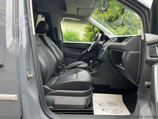 Minibus VW CADDY 2.0 TDI TEMPOMAT AHK NAVI EURO 6