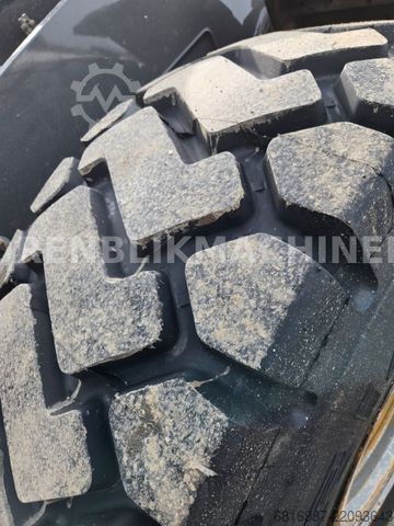 Wheel loader CATERPILLAR 950M