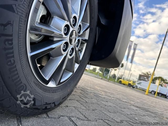 Abschleppwagen IVECO Daily 35S18 LED