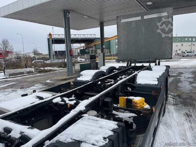 LKW-Fahrgestell MAN TGS 26.360 6x2-4 LL