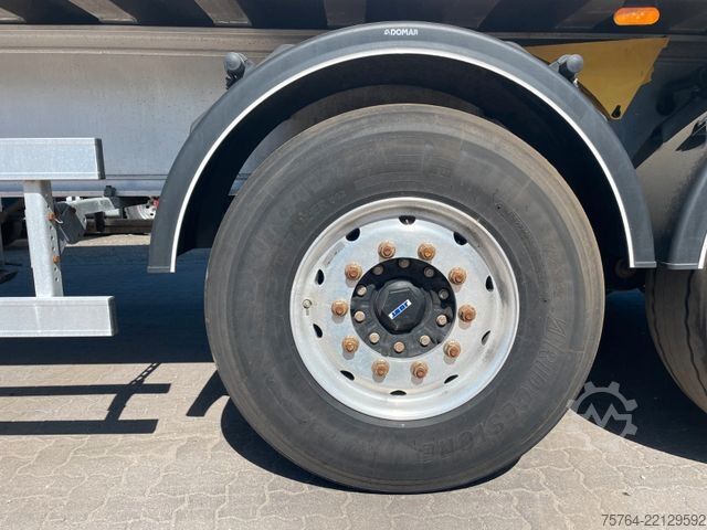 Tipper semitrailer BENALU 52m³ Alu Getreidekipper/5,5t LEER/Kombitür/MIETE