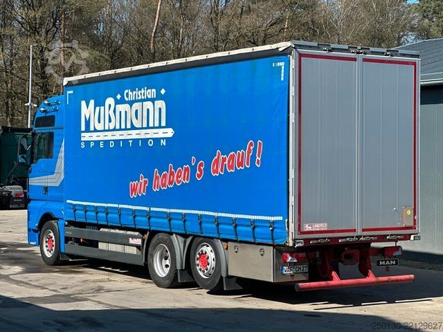 Flatbed truck with tarp MAN TGX 26.440 6x2 BL Plane & Retarder /EDSCHA