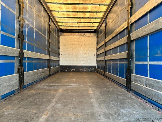 Flatbed truck with tarp MAN TGX 26.440 6x2 BL Plane & Retarder /EDSCHA