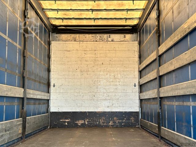 Flatbed truck with tarp MAN TGX 26.440 6x2 BL Plane & Retarder /EDSCHA