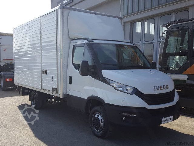 Box van IVECO 35C14