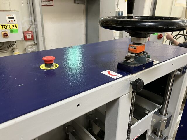 Brushing machine Hog BM220