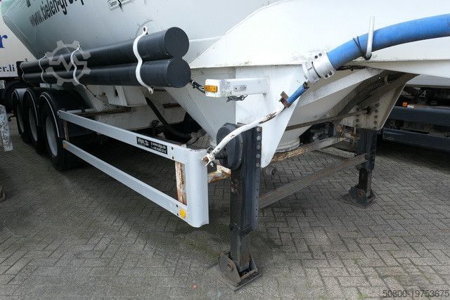 Silo semitrailer SPITZER SF 2737 PI, Zement, 37m³, Alu-Felgen, 1 Kammer