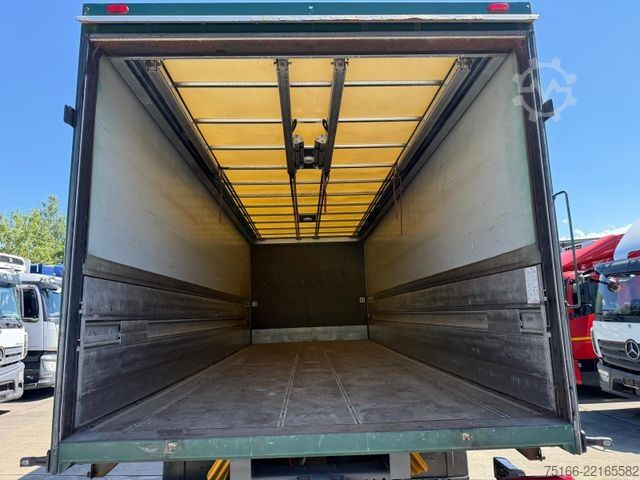 Beverage truck MERCEDES-BENZ ANTOS 2536 L Getränkekoffer 7,40 m LBW 2 T*LENK