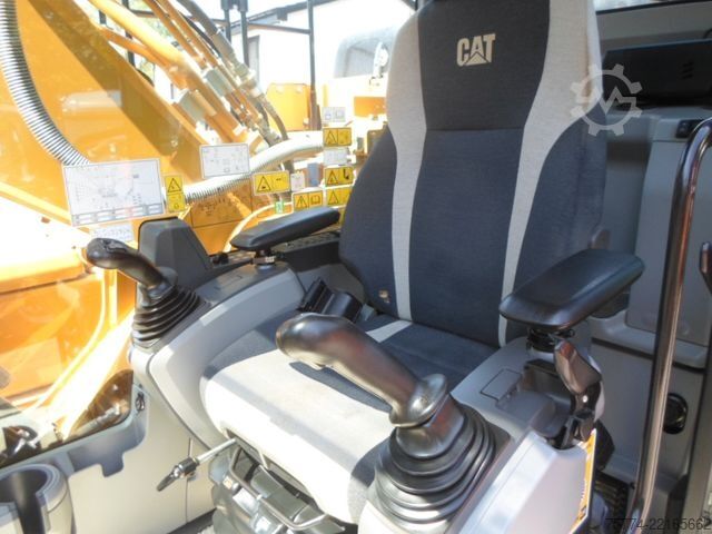 Chain excavator CATERPILLAR 330 FLN