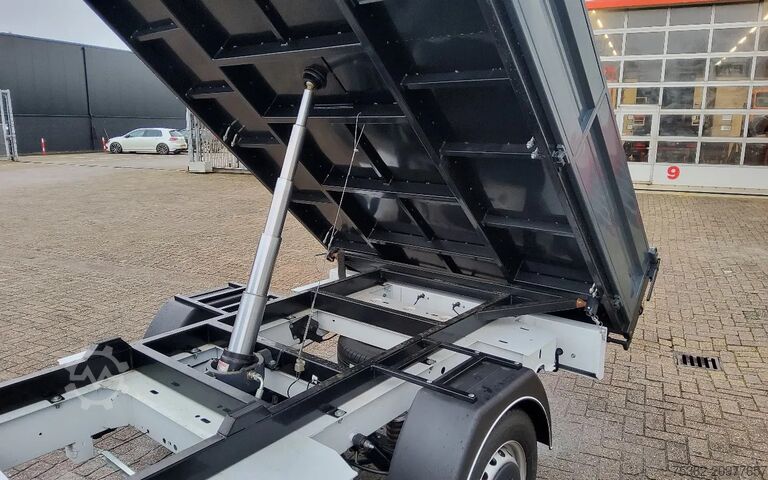 Renault 3 ZIJDIGE KIPPER RENAULT MASTER & D SERIE ONDERDELEN Renault 3 ZIJDIGE KIPPER RENAULT MASTER & D SERIE ONDER...