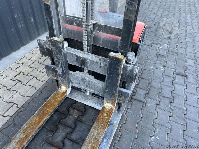 Pedestrian Stacker BT SWE120S