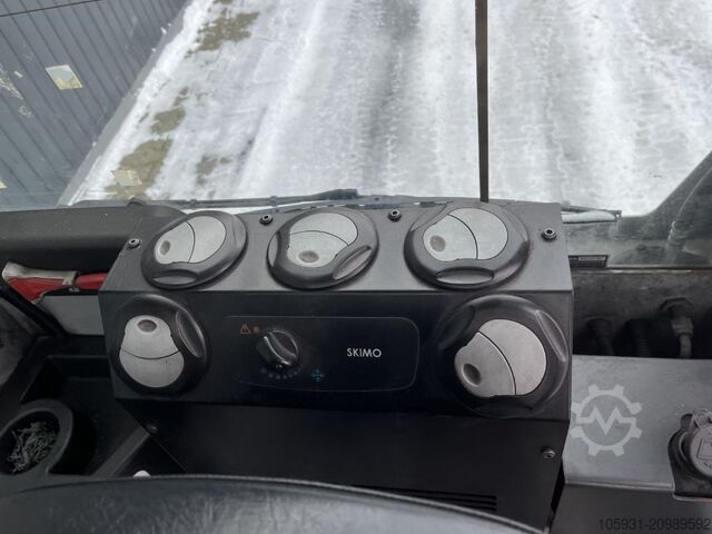 Electric 4-wheel forklift Still RX60-35