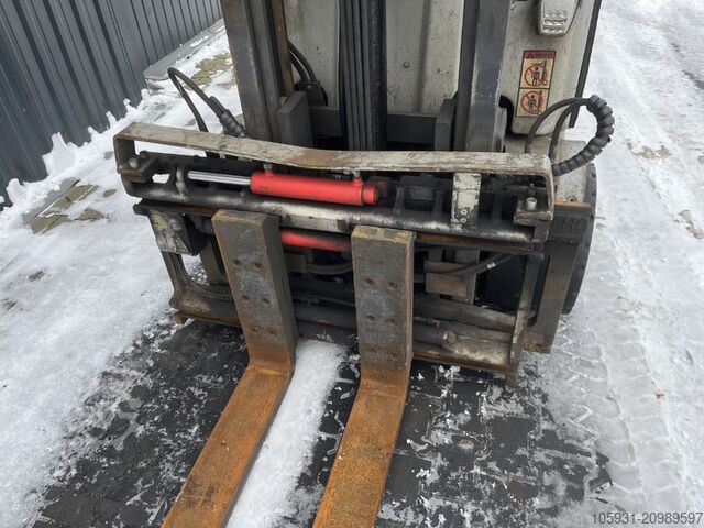 Electric 4-wheel forklift Still RX60-35