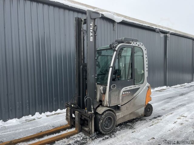 Electric 4-wheel forklift Still RX60-25L/600