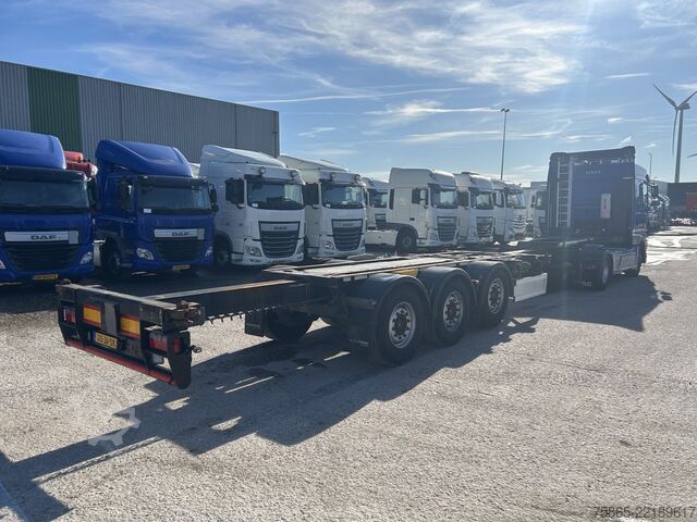 Container transport Renders Euro 800 / Multi Container Chassis / 20-30-40-4...