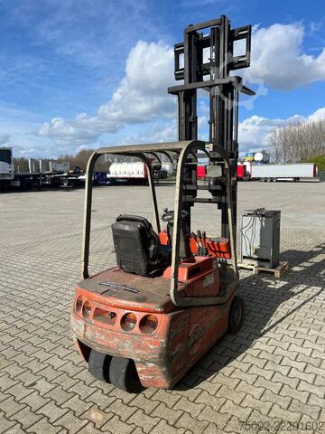 Forklift CESAB CBE 15T  CESAB CBE 15T electric / triplex / sid...