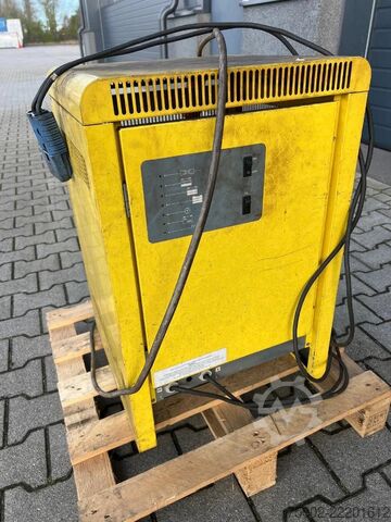 Forklift Doosan B18-T7 triplexmast, ss electrisch