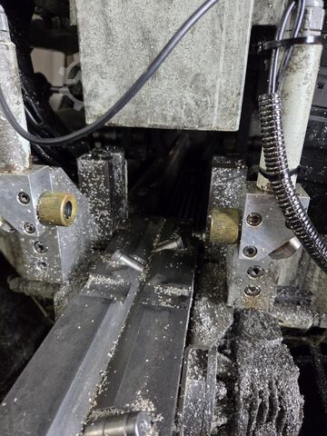 Automatic saw for pipes and profiles Adige/BLM Group EM 80