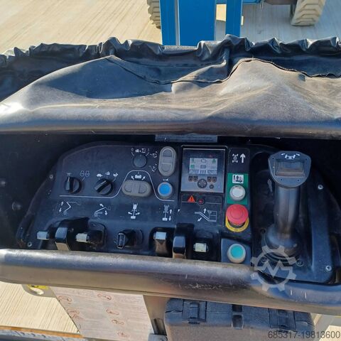Articulating boom Niftylift HR 28 Hybrid 4x4